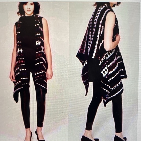 Loft Alpaca blend Sweater Vest Poncho Womens S purple black Folklore Nordic warm - Picture 2 of 9